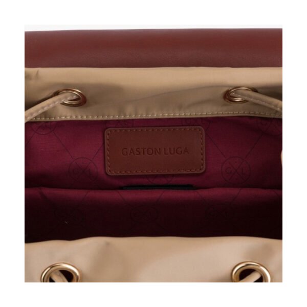itecs-06dbb2cf45f157678cfcf3757a499c81 Mochila Gaston Luga Pärlan Modelo 3104 11L Marrón/Arena